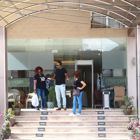 Marcen Addis Hotel Екстериор снимка