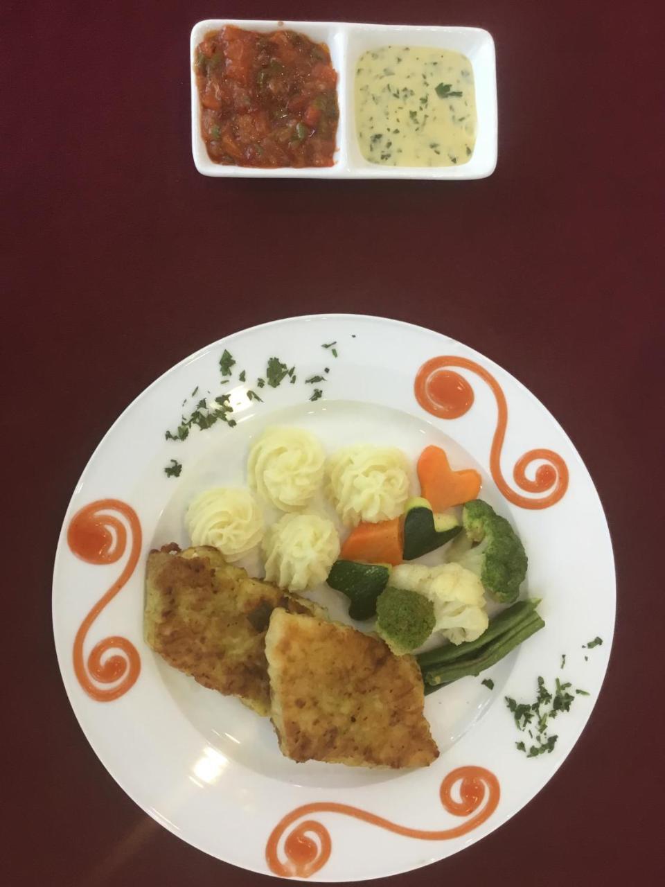 Marcen Addis Hotel Екстериор снимка