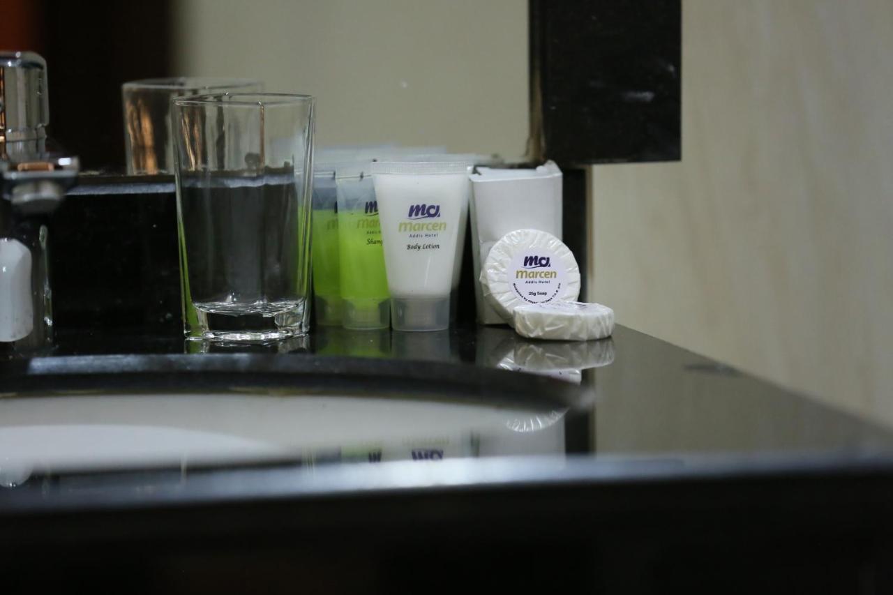 Marcen Addis Hotel Екстериор снимка