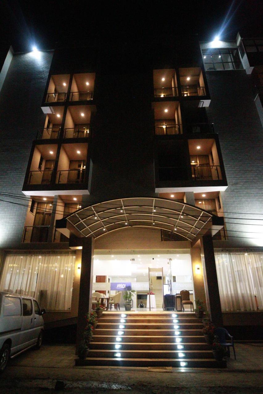 Marcen Addis Hotel Екстериор снимка